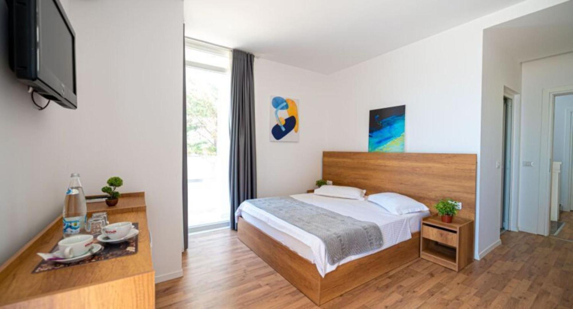 Hotel Besani Dıraç Dış mekan fotoğraf